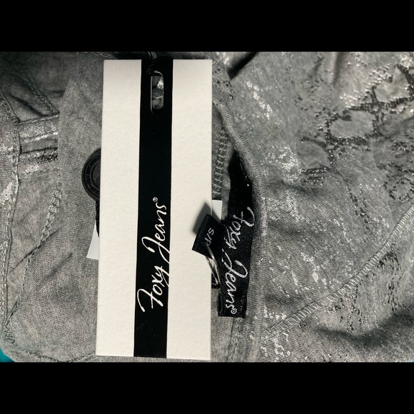 NWT Foxy Jeans Tank Top - Picture 3 of 3